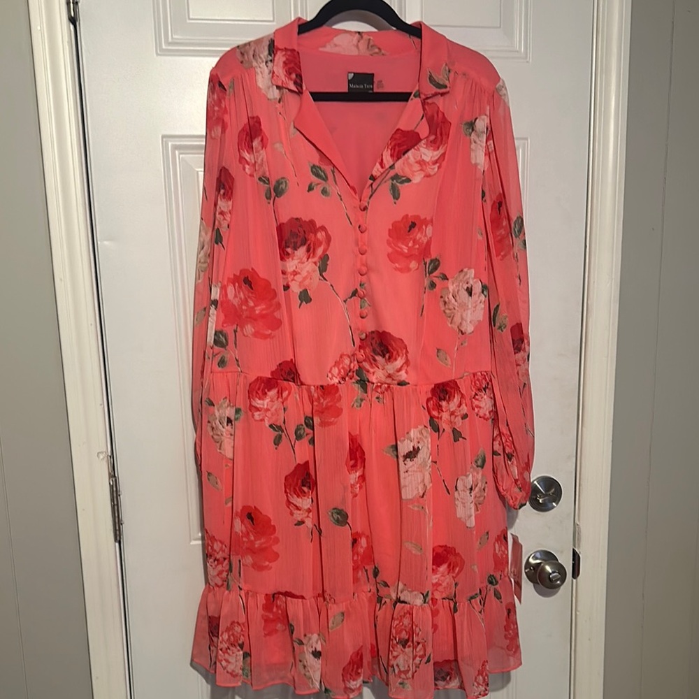 Maison Tara Floral Button-Front Coral Tiered Dress 16W